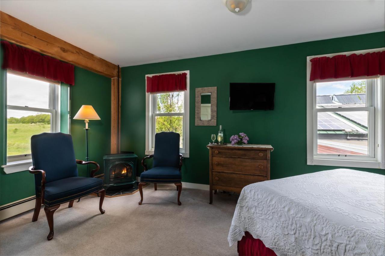 Maple Hill Farm Inn 오거스타 외부 사진