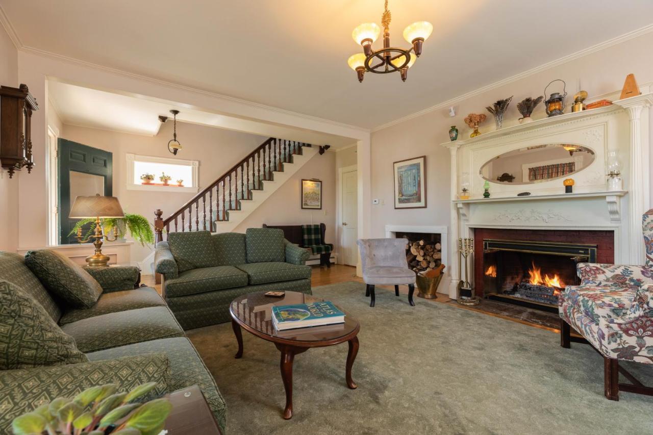 Maple Hill Farm Inn 오거스타 외부 사진