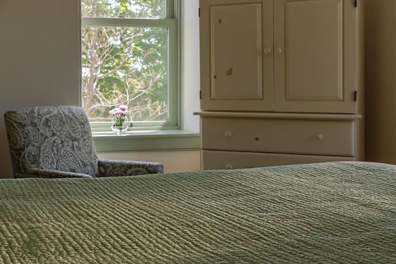 Maple Hill Farm Inn 오거스타 외부 사진